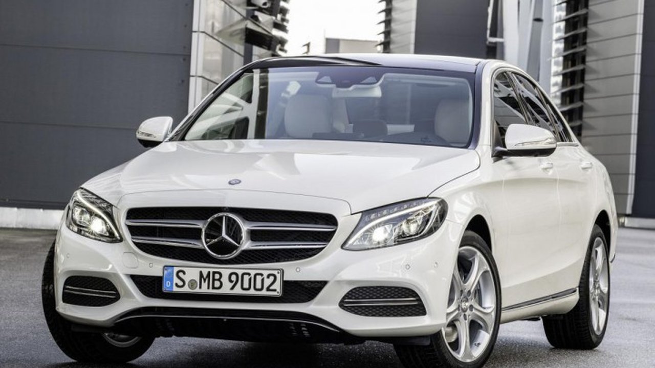 Mercedes-Benz C-klasse (W205) 180 BlueTEC 1.6d (116hp) teknik özellikler ve yakıt tüketimi Mercedes-Benz C-klasse (W205) 180 BlueTEC 1.6d (116hp) teknik özellikler ve yakıt tüketimi