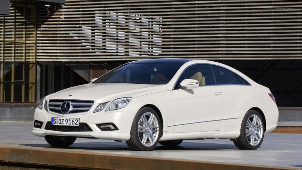 Mercedes-Benz E-klasse Coupe (C207) E 250 CGI BlueEFFICIENCY (201 Hp) teknik özellikler ve yakıt tüketimi Mercedes-Benz E-klasse Coupe (C207) E 250 CGI BlueEFFICIENCY (201 Hp) teknik özellikler ve yakıt tüketimi
