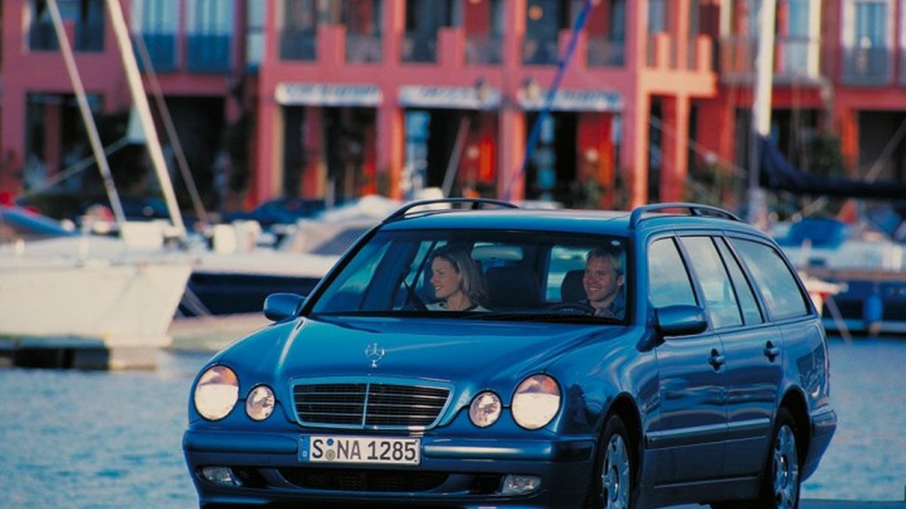 Mercedes-Benz E-klasse T-mod. (S210) E 220 CDI (143 Hp) teknik özellikler ve yakıt tüketimi Mercedes-Benz E-klasse T-mod. (S210) E 220 CDI (143 Hp) teknik özellikler ve yakıt tüketimi