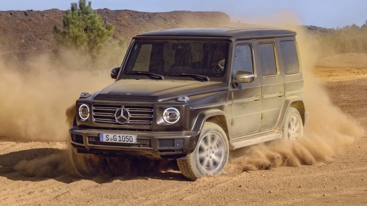 Mercedes-Benz G-Klasse (W464) G 500 4.0 AT (422hp) 4x4 teknik özellikler ve yakıt tüketimi Mercedes-Benz G-Klasse (W464) G 500 4.0 AT (422hp) 4x4 teknik özellikler ve yakıt tüketimi