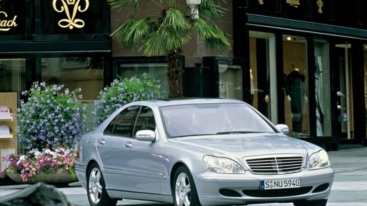 Mercedes-Benz S-klasse (W220) S 320 Lang (224 Hp) teknik özellikler ve yakıt tüketimi Mercedes-Benz S-klasse (W220) S 320 Lang (224 Hp) teknik özellikler ve yakıt tüketimi