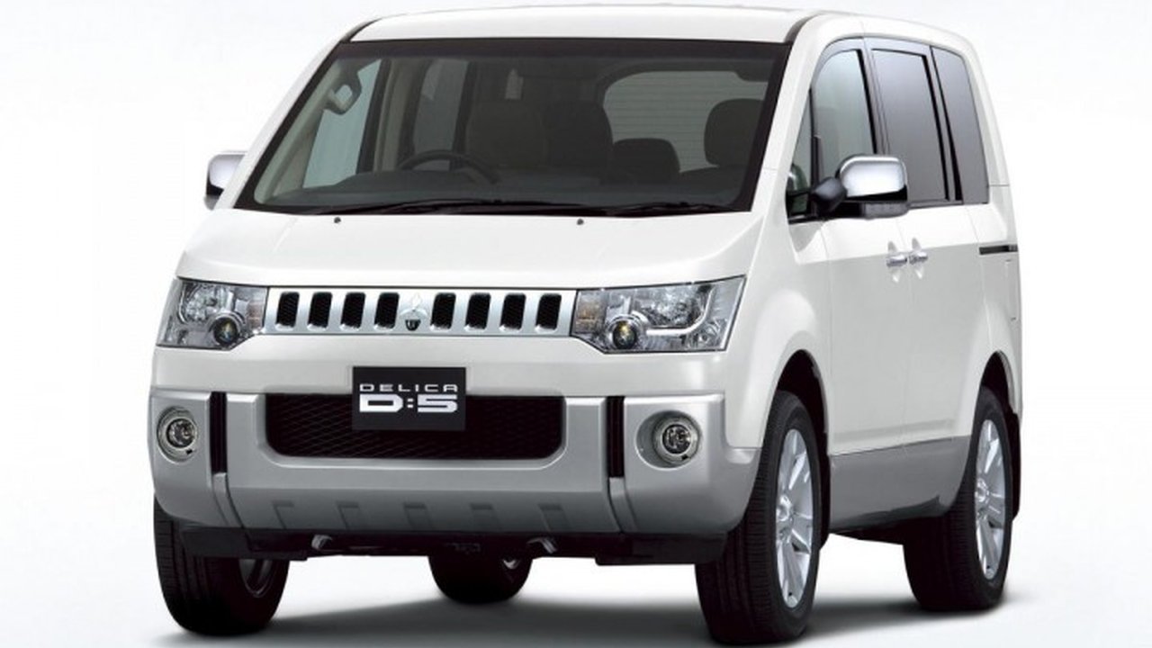 Mitsubishi Delica (D5) 2.4 (170 Hp) teknik özellikler ve yakıt tüketimi Mitsubishi Delica (D5) 2.4 (170 Hp) teknik özellikler ve yakıt tüketimi