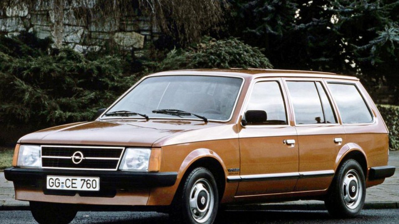 Opel Kadett D Caravan 1.6 S (90 Hp) teknik özellikler ve yakıt tüketimi Opel Kadett D Caravan 1.6 S (90 Hp) teknik özellikler ve yakıt tüketimi