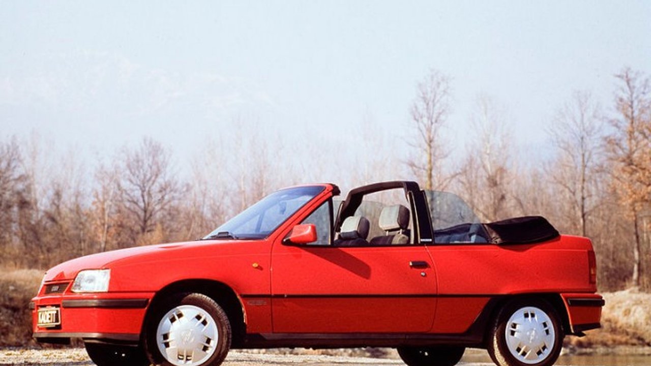 Opel Kadett E Cabrio 1.3 S (75 Hp) teknik özellikler ve yakıt tüketimi Opel Kadett E Cabrio 1.3 S (75 Hp) teknik özellikler ve yakıt tüketimi
