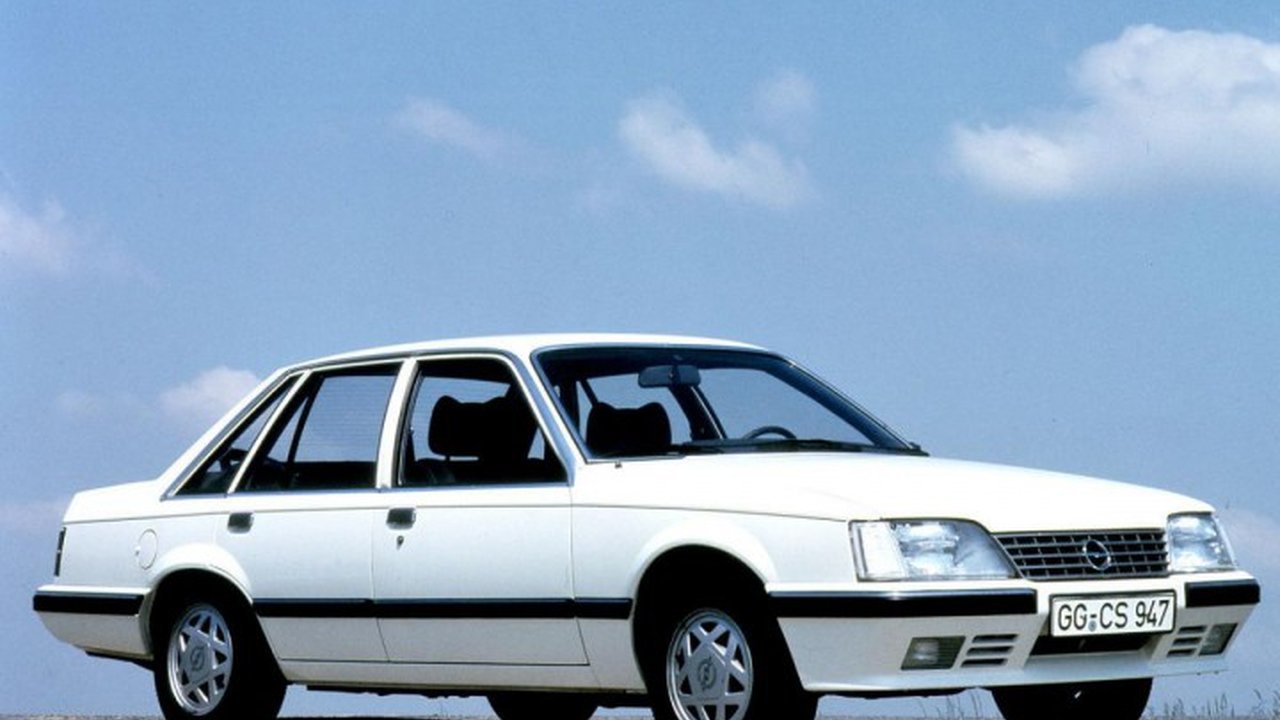 Opel Senator A 2.0 E (115 Hp) teknik özellikler ve yakıt tüketimi Opel Senator A 2.0 E (115 Hp) teknik özellikler ve yakıt tüketimi