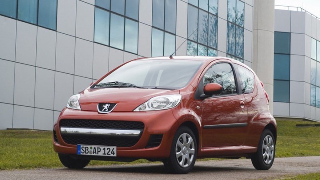 Peugeot 107 Restyling 1.4d MT (54hp) teknik özellikler ve yakıt tüketimi Peugeot 107 Restyling 1.4d MT (54hp) teknik özellikler ve yakıt tüketimi