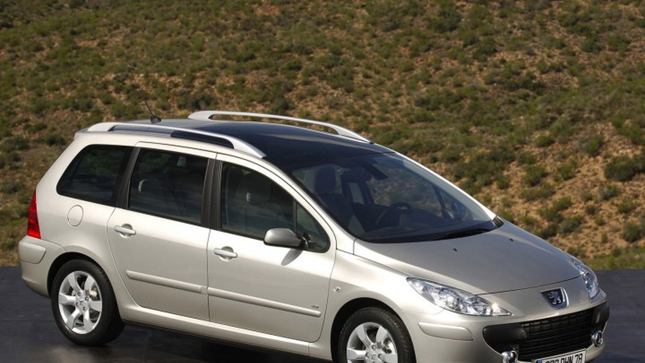 Peugeot 307 Station Wagon 2.0 16V (136 Hp) teknik özellikler ve yakıt tüketimi Peugeot 307 Station Wagon 2.0 16V (136 Hp) teknik özellikler ve yakıt tüketimi