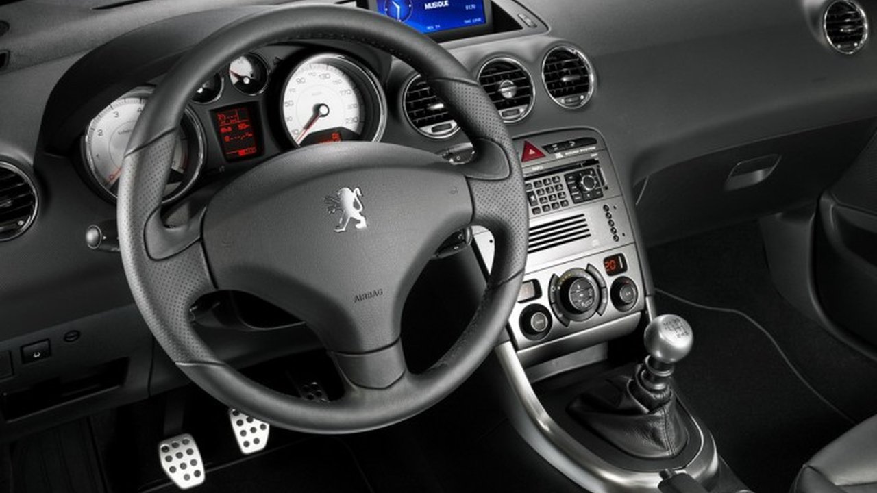 Peugeot 308 1.4I 16V VTi (95Hp) 5d teknik özellikler ve yakıt tüketimi Peugeot 308 1.4I 16V VTi (95Hp) 5d teknik özellikler ve yakıt tüketimi