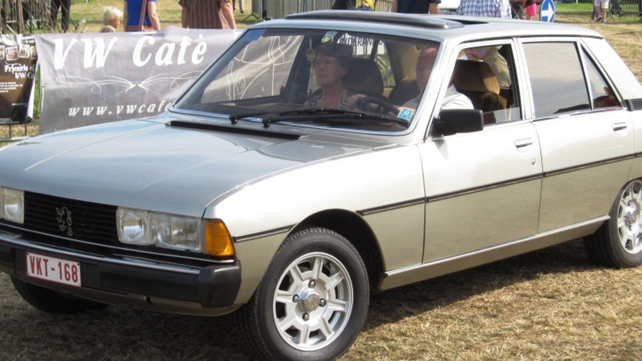Peugeot 604 2.3 TD (80 Hp) teknik özellikler ve yakıt tüketimi Peugeot 604 2.3 TD (80 Hp) teknik özellikler ve yakıt tüketimi