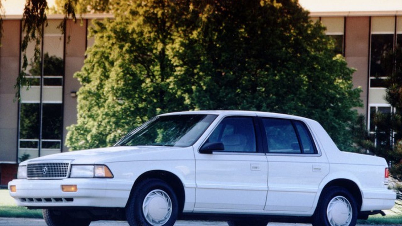 Plymouth Acclaim 3.0 i V6 (143 Hp) teknik özellikler ve yakıt tüketimi Plymouth Acclaim 3.0 i V6 (143 Hp) teknik özellikler ve yakıt tüketimi