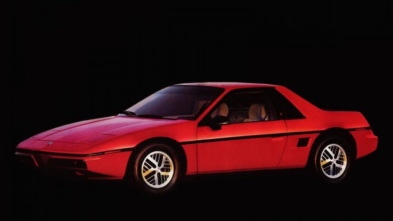 Pontiac Fiero 2.5 teknik özellikler ve yakıt tüketimi Pontiac Fiero 2.5 teknik özellikler ve yakıt tüketimi