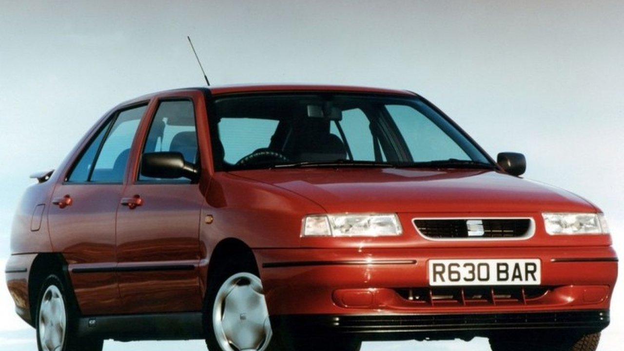 Seat Toledo I (1L) 1.8 i (90 Hp) teknik özellikler ve yakıt tüketimi Seat Toledo I (1L) 1.8 i (90 Hp) teknik özellikler ve yakıt tüketimi