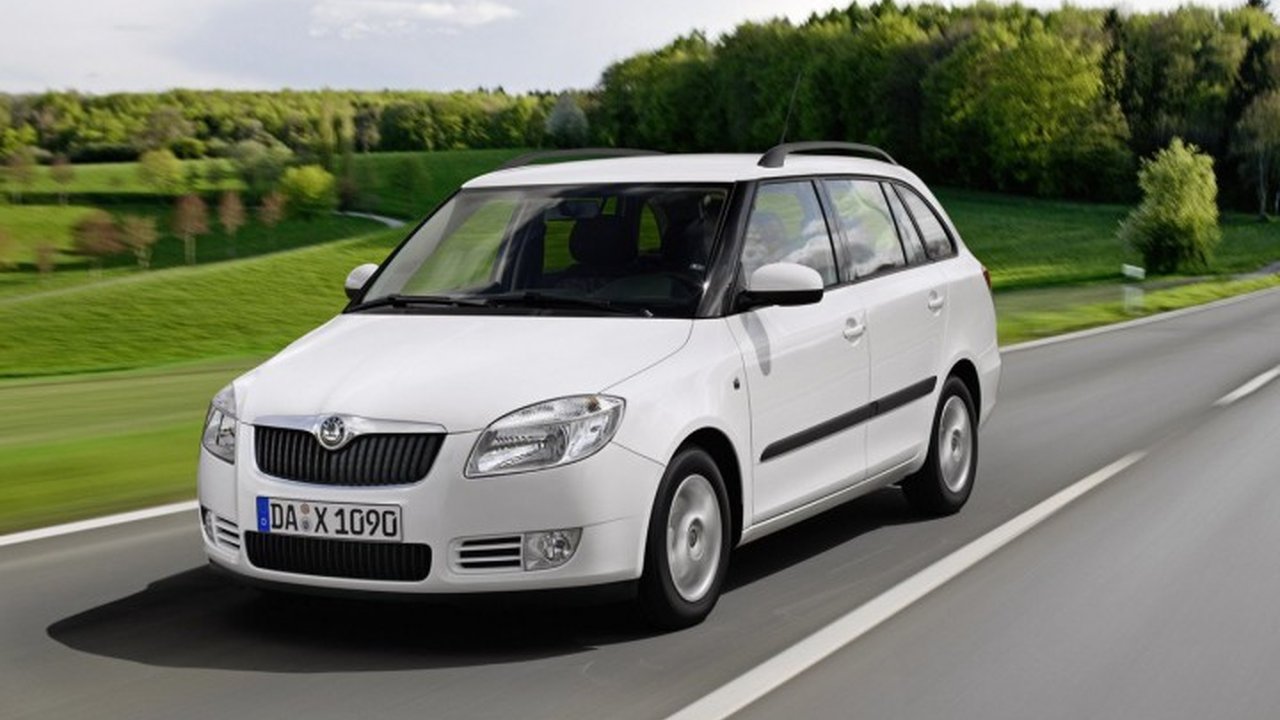 Skoda Fabia II Combi 1.6 TDI CR DPF (74 Hp) teknik özellikler ve yakıt tüketimi Skoda Fabia II Combi 1.6 TDI CR DPF (74 Hp) teknik özellikler ve yakıt tüketimi