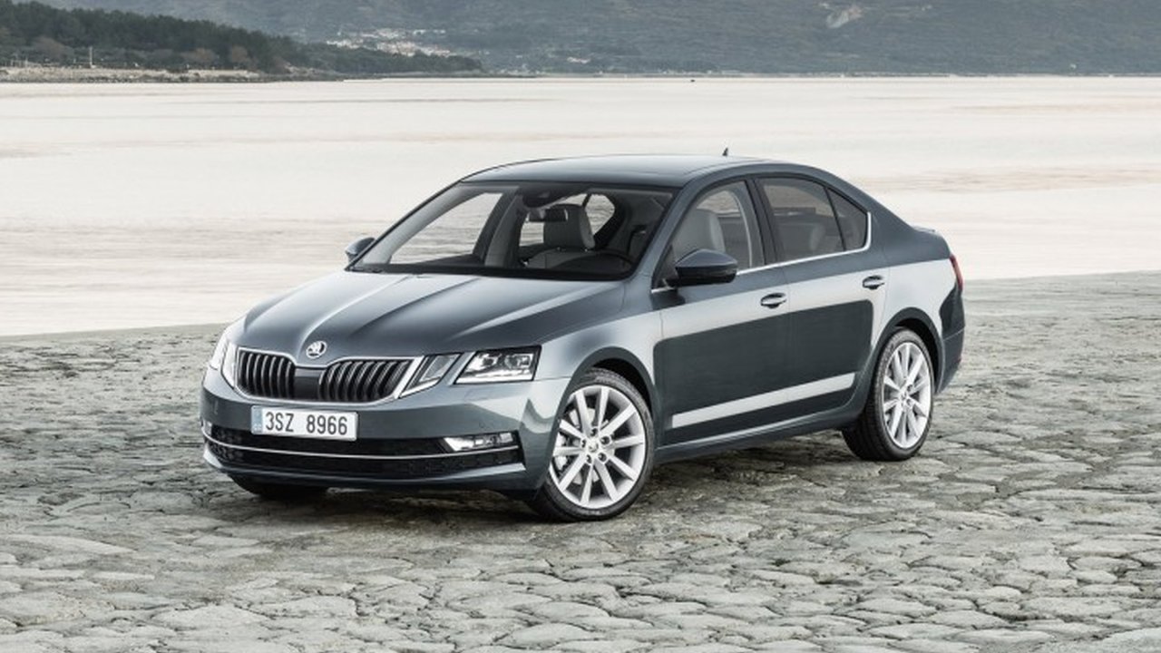 Skoda Octavia III Restyling Liftback 1.6d MT (90hp) teknik özellikler ve yakıt tüketimi Skoda Octavia III Restyling Liftback 1.6d MT (90hp) teknik özellikler ve yakıt tüketimi