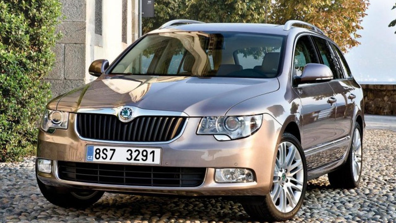 Skoda Superb Combi 2.0 TDI CR DPF (166 Hp) teknik özellikler ve yakıt tüketimi Skoda Superb Combi 2.0 TDI CR DPF (166 Hp) teknik özellikler ve yakıt tüketimi