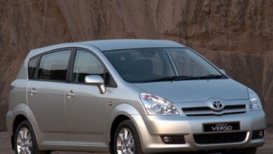 Toyota Corolla Verso III 2.0 D-4D (126 Hp) teknik özellikler ve yakıt tüketimi