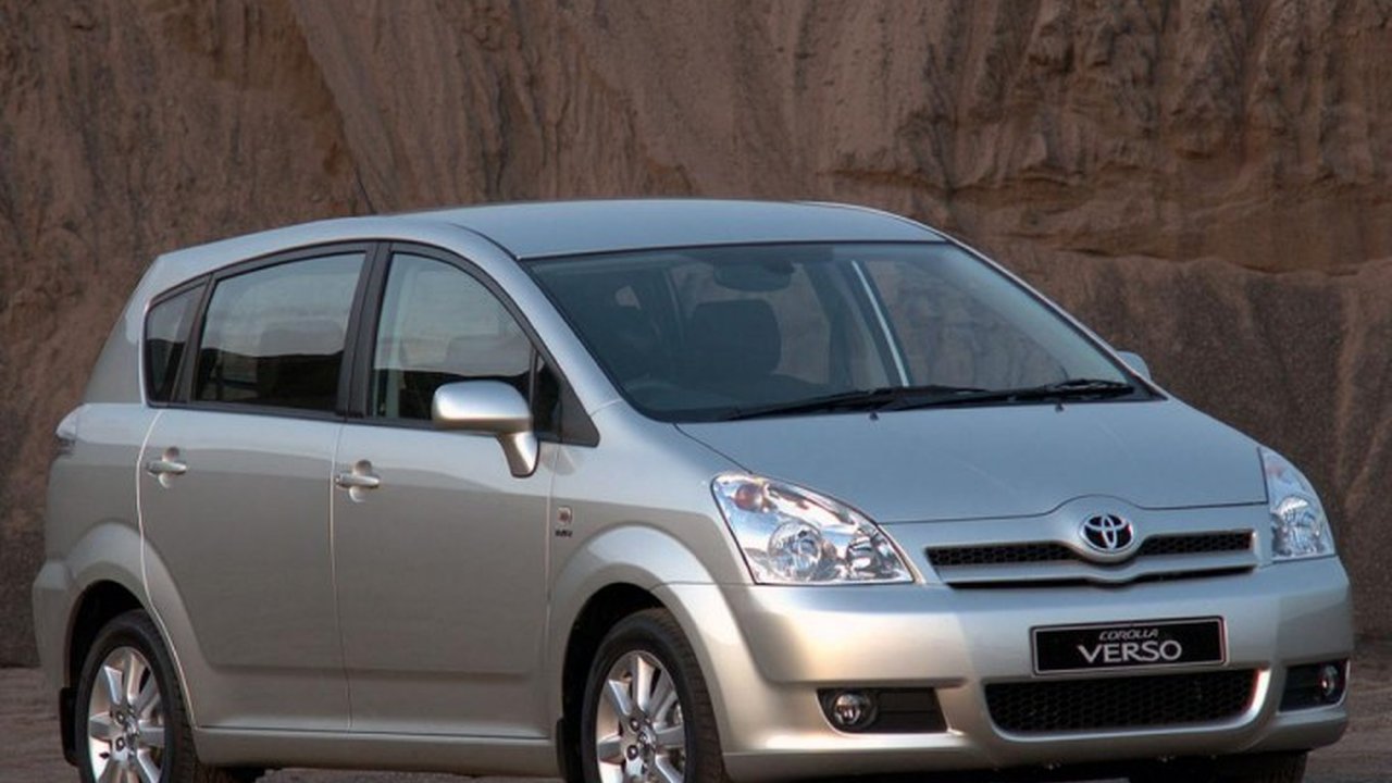 Toyota Corolla Verso III 2.2 D-CAT (177 Hp) teknik özellikler ve yakıt tüketimi Toyota Corolla Verso III 2.2 D-CAT (177 Hp) teknik özellikler ve yakıt tüketimi