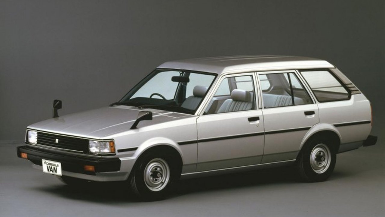 Toyota Corolla Wagon (E7) 1.3 (KE70) (60 Hp) teknik özellikler ve yakıt tüketimi Toyota Corolla Wagon (E7) 1.3 (KE70) (60 Hp) teknik özellikler ve yakıt tüketimi