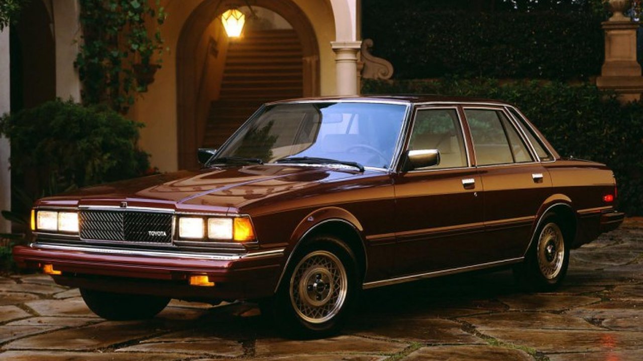 Toyota Cressida (X6) 2.0 (RX60) (105 Hp) teknik özellikler ve yakıt tüketimi Toyota Cressida (X6) 2.0 (RX60) (105 Hp) teknik özellikler ve yakıt tüketimi