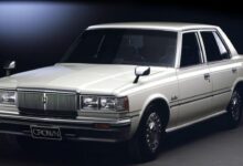 Toyota Crown (S1) 2.7 i Super Saloon (S12) (170 Hp) teknik özellikler ve yakıt tüketimi