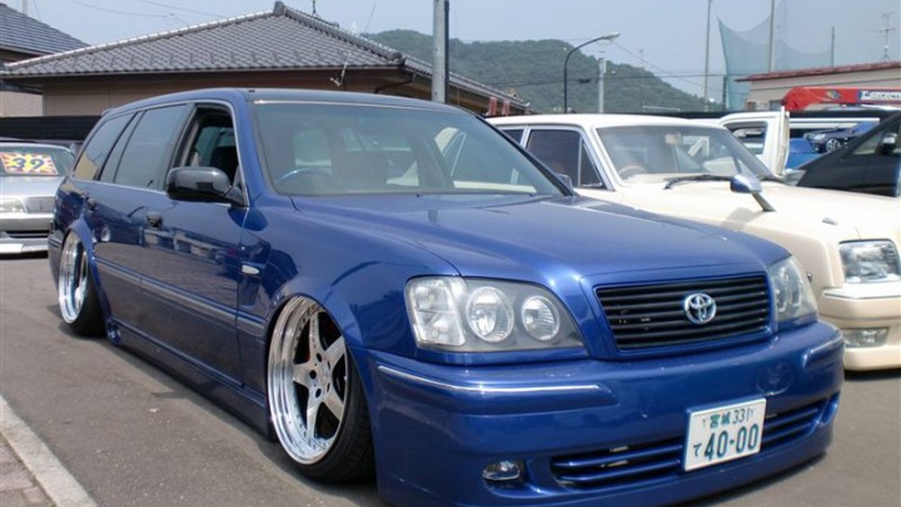 Toyota Crown Wagon (S11) 2.5 i 24V Turbo 4WD Estate (200 Hp) teknik özellikler ve yakıt tüketimi Toyota Crown Wagon (S11) 2.5 i 24V Turbo 4WD Estate (200 Hp) teknik özellikler ve yakıt tüketimi
