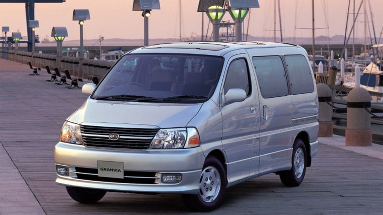Toyota Granvia 2.7 i (152 Hp) teknik özellikler ve yakıt tüketimi Toyota Granvia 2.7 i (152 Hp) teknik özellikler ve yakıt tüketimi