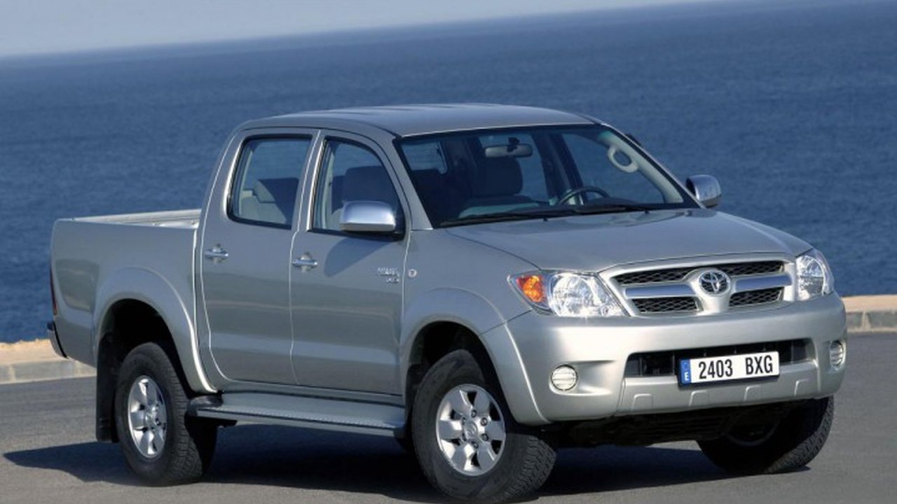Toyota Hilux Pick Up 3.0 TD (163 Hp) teknik özellikler ve yakıt tüketimi Toyota Hilux Pick Up 3.0 TD (163 Hp) teknik özellikler ve yakıt tüketimi