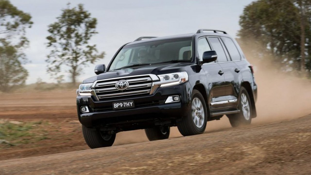 Toyota Land Cruiser Land Cruiser 200 Restyling II 5.7 AT (381hp) 4x4 teknik özellikler ve yakıt tüketimi Toyota Land Cruiser Land Cruiser 200 Restyling II 5.7 AT (381hp) 4x4 teknik özellikler ve yakıt tüketimi