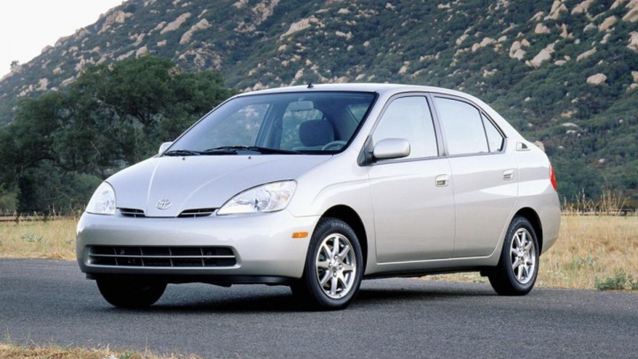Toyota Prius (NHW11 US-spec) 1.5 16V (70 Hp) teknik özellikler ve yakıt tüketimi Toyota Prius (NHW11 US-spec) 1.5 16V (70 Hp) teknik özellikler ve yakıt tüketimi
