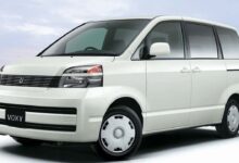 Toyota Voxy 2.0 i (156 Hp) teknik özellikler ve yakıt tüketimi Toyota Voxy 2.0 i (156 Hp) teknik özellikler ve yakıt tüketimi