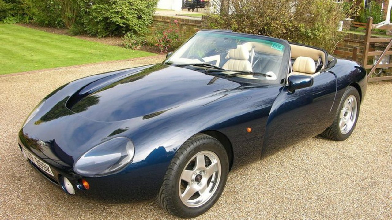 "TVR Griffith 4.0 (240 Hp) teknik özellikler ve yakıt tüketimi "TVR Griffith 4.0 (240 Hp) teknik özellikler ve yakıt tüketimi