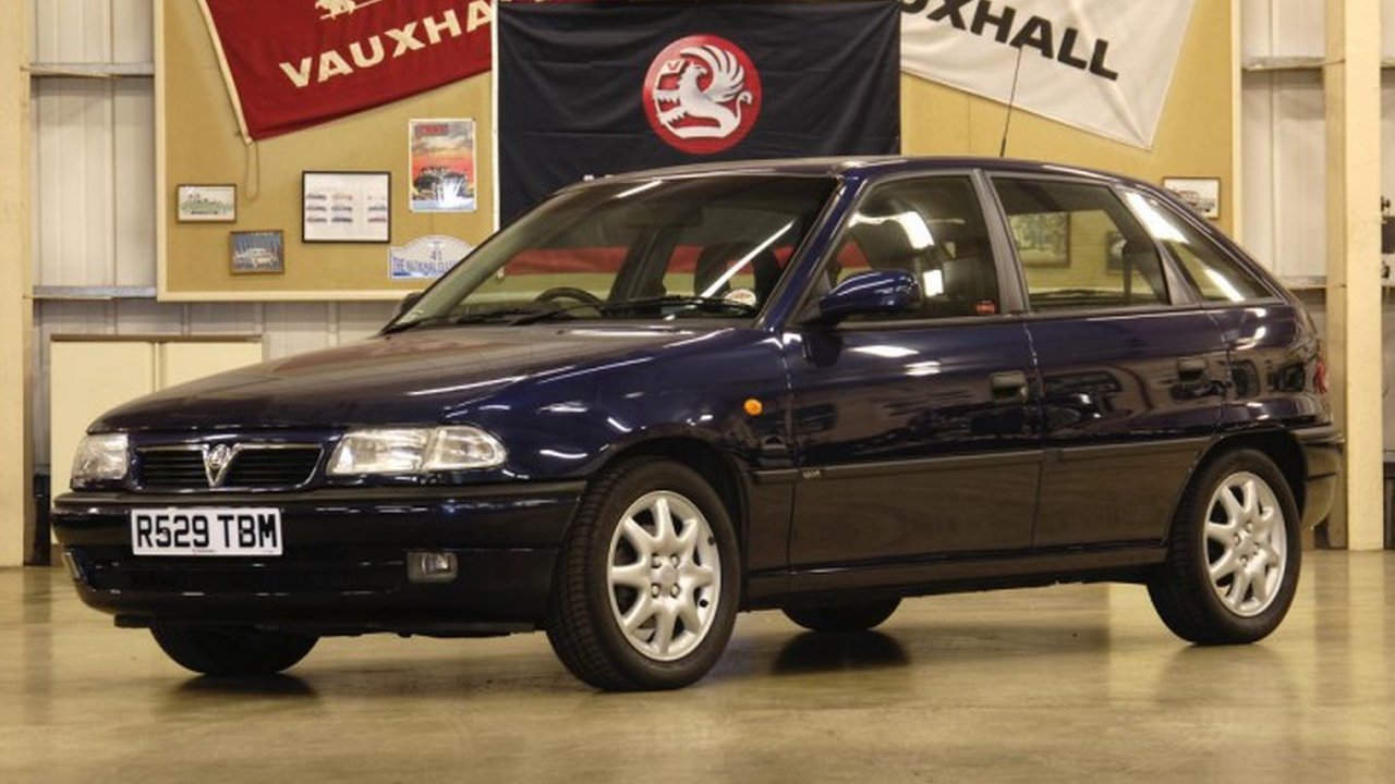 Vauxhall Astra Mk III 1.4 i (60 Hp) teknik özellikler ve yakıt tüketimi Vauxhall Astra Mk III 1.4 i (60 Hp) teknik özellikler ve yakıt tüketimi