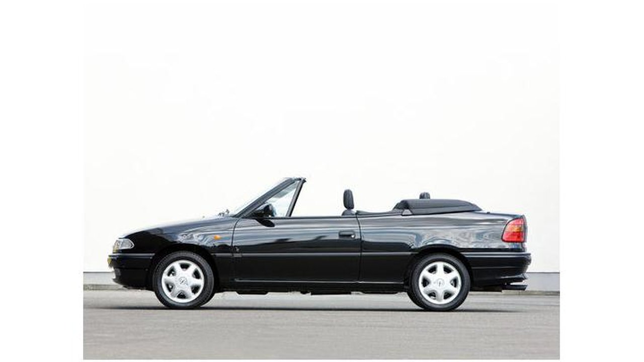 Vauxhall Astra Mk III Convertible 1.6 i (75 Hp) teknik özellikler ve yakıt tüketimi Vauxhall Astra Mk III Convertible 1.6 i (75 Hp) teknik özellikler ve yakıt tüketimi