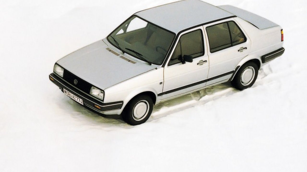 Volkswagen Jetta II (19E) 1.8 16V (140 Hp) teknik özellikler ve yakıt tüketimi Volkswagen Jetta II (19E) 1.8 16V (140 Hp) teknik özellikler ve yakıt tüketimi