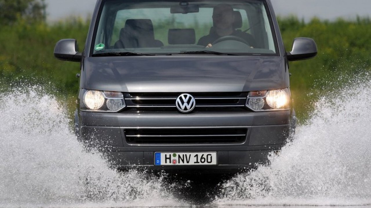 Volkswagen Multivan T5 Restyling 2.0 (204hp) teknik özellikler ve yakıt tüketimi Volkswagen Multivan T5 Restyling 2.0 (204hp) teknik özellikler ve yakıt tüketimi