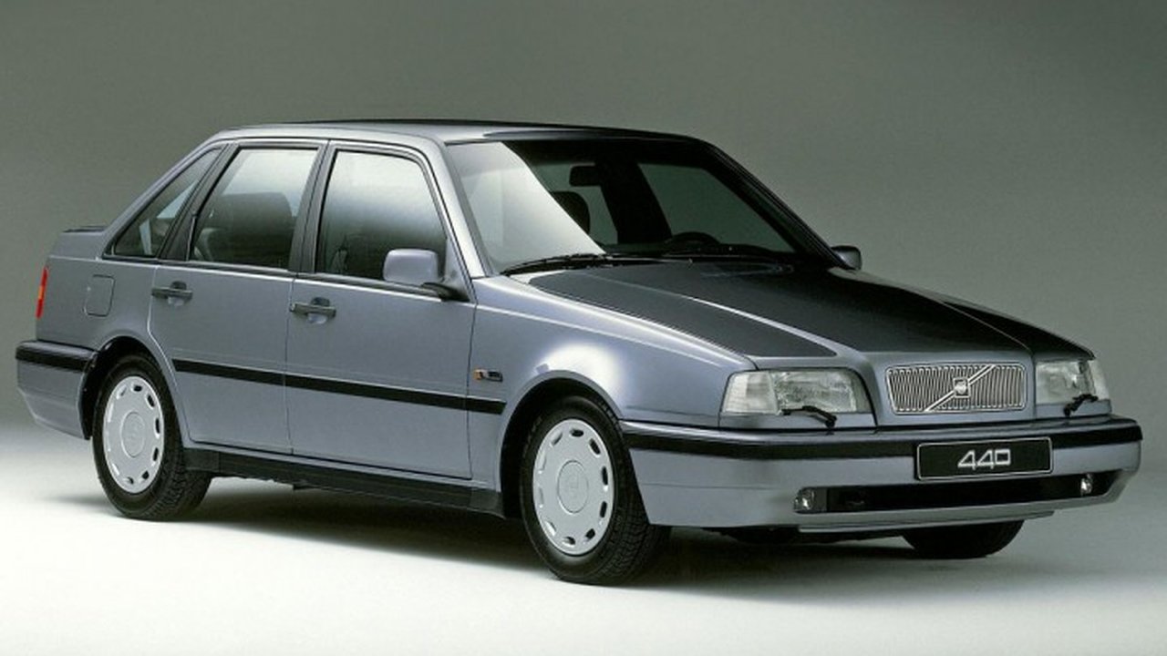Volvo 440 K 440 K (445) 2.0 (110 Hp) teknik özellikler ve yakıt tüketimi Volvo 440 K 440 K (445) 2.0 (110 Hp) teknik özellikler ve yakıt tüketimi