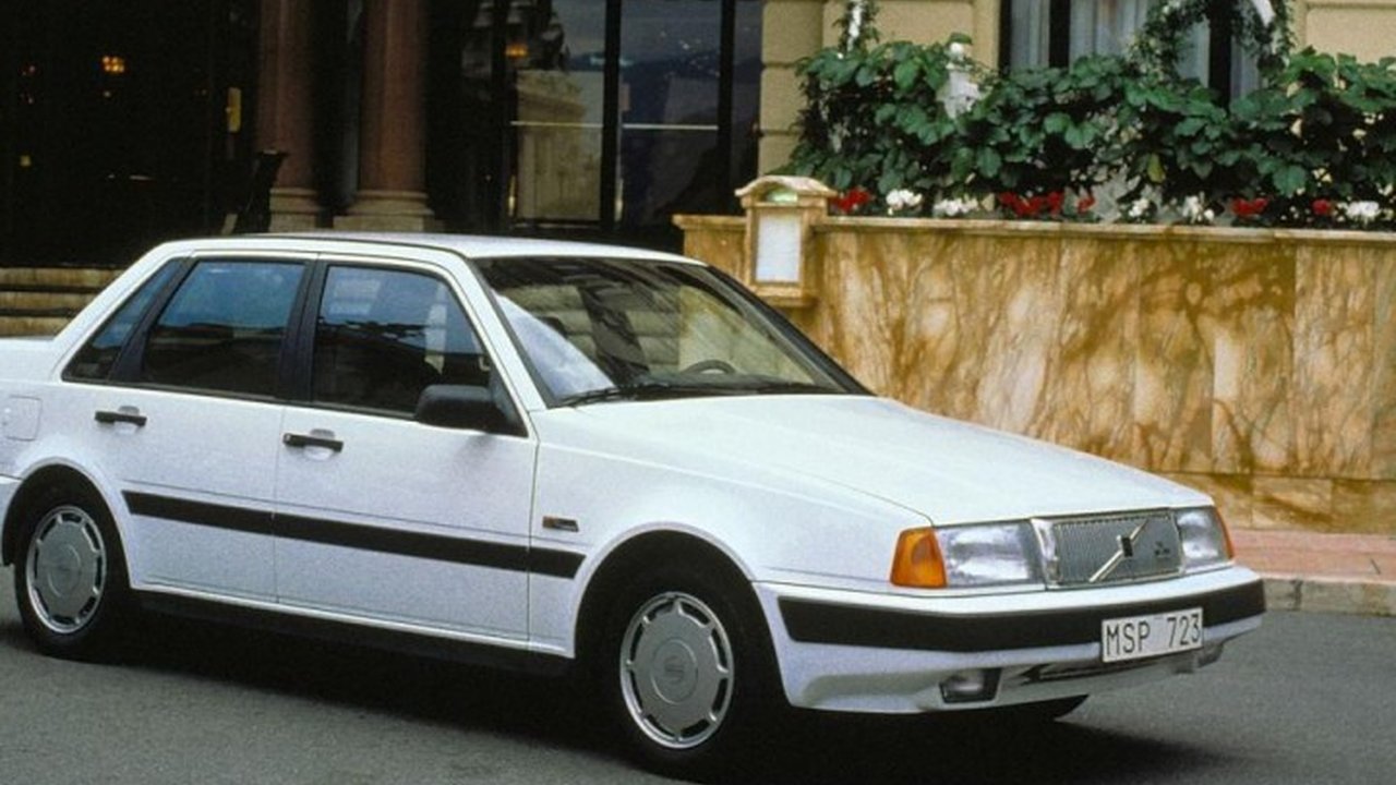 Volvo 460 L 460 L (464) 1.6 (82 Hp) teknik özellikler ve yakıt tüketimi Volvo 460 L 460 L (464) 1.6 (82 Hp) teknik özellikler ve yakıt tüketimi