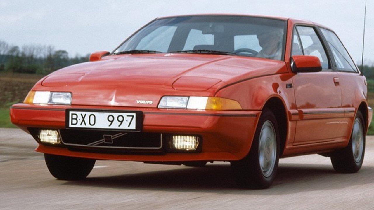 Volvo 480 E 480 E 1.7 Turbo (120 Hp) teknik özellikler ve yakıt tüketimi Volvo 480 E 480 E 1.7 Turbo (120 Hp) teknik özellikler ve yakıt tüketimi