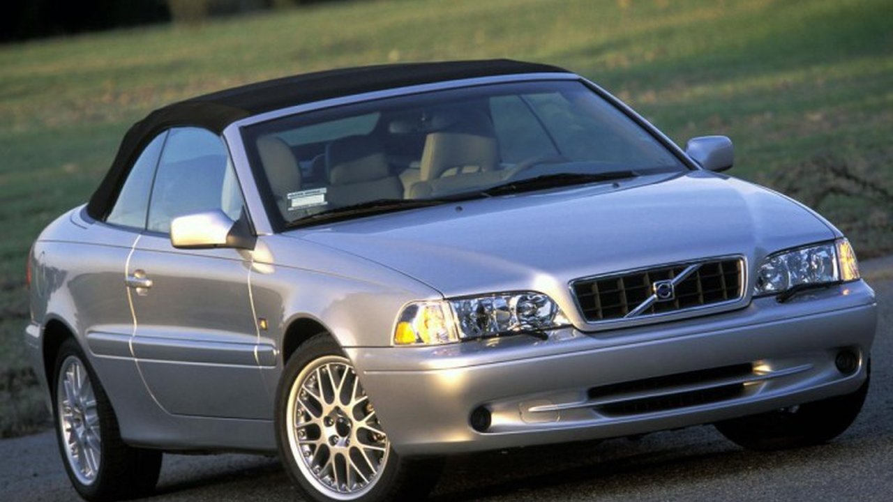 Volvo C70 Convertible 2.3 i 20V T5 (245 Hp) teknik özellikler ve yakıt tüketimi Volvo C70 Convertible 2.3 i 20V T5 (245 Hp) teknik özellikler ve yakıt tüketimi