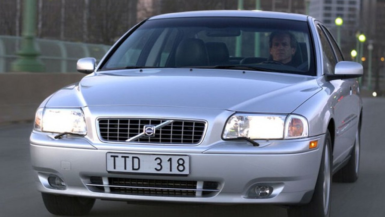 Volvo S80 2.4 20V (140 Hp) teknik özellikler ve yakıt tüketimi Volvo S80 2.4 20V (140 Hp) teknik özellikler ve yakıt tüketimi