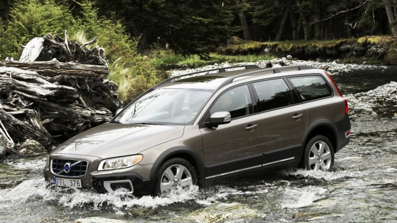 Volvo XC70 II 2.4d AT (185 Hp) teknik özellikler ve yakıt tüketimi Volvo XC70 II 2.4d AT (185 Hp) teknik özellikler ve yakıt tüketimi